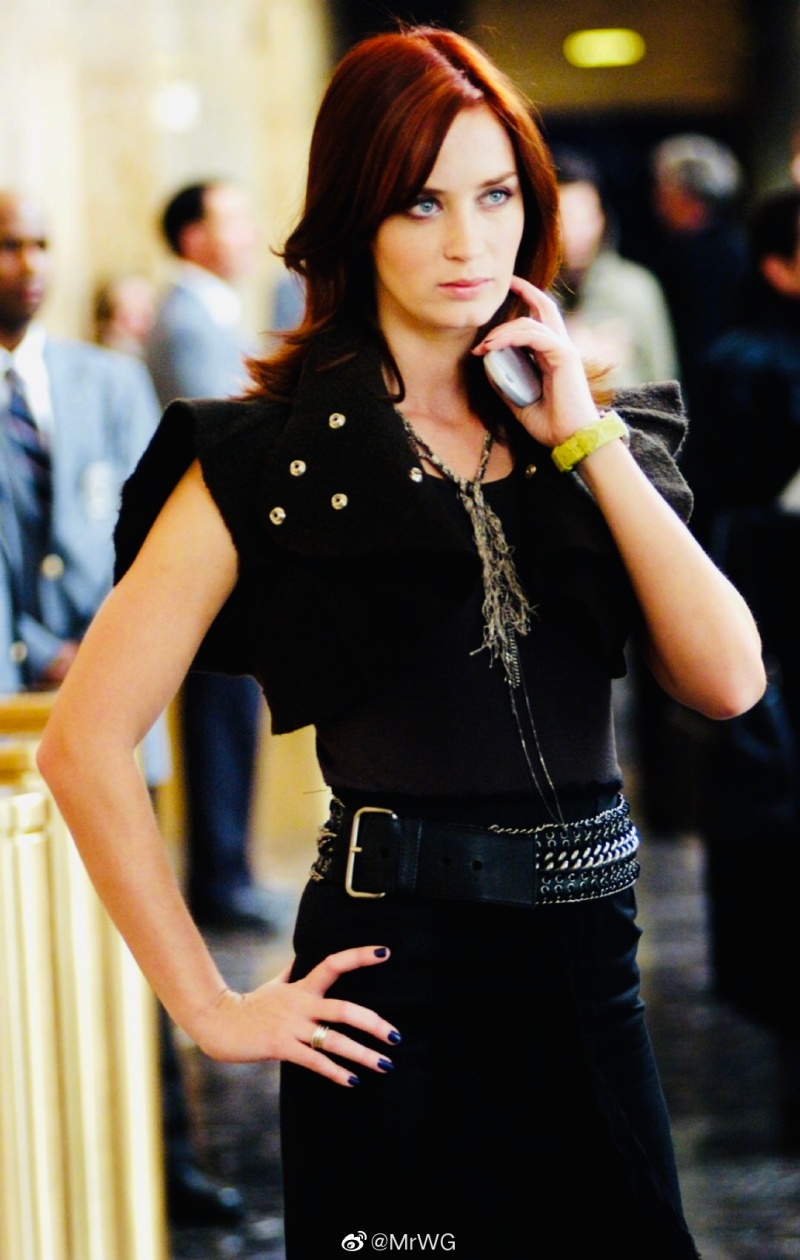 推荐电影:《穿普拉达的女王》,上映13周年,看安妮·海瑟薇的精彩演绎.