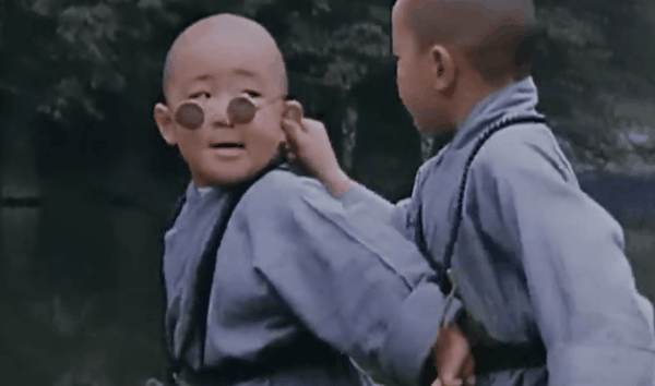 1994年《笑林小子》,释小龙,郝劭文分别饰演小沙弥和皮少安 zt