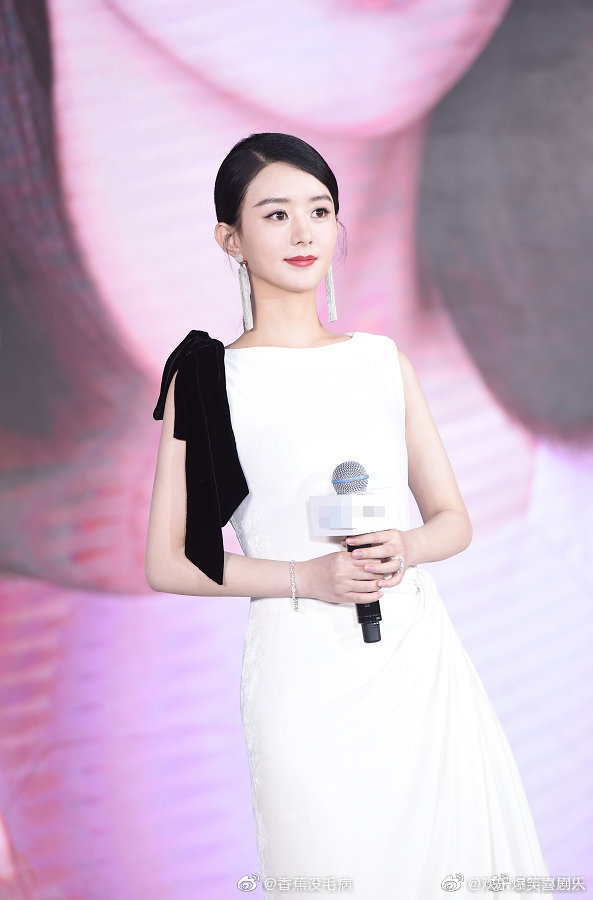 [女神新照]赵丽颖首次复工亮相,赵丽颖产后复出这装扮你给几分? zt