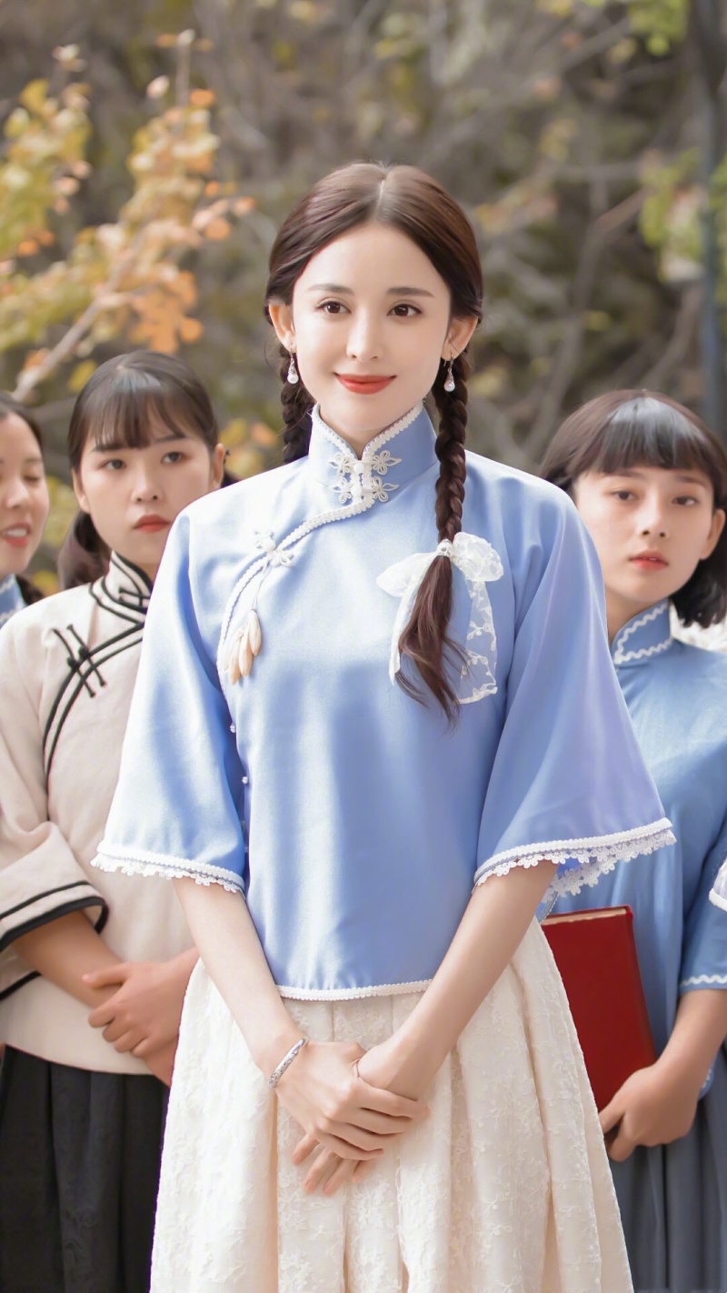 古力娜扎复古风,你们觉得怎么样? zt