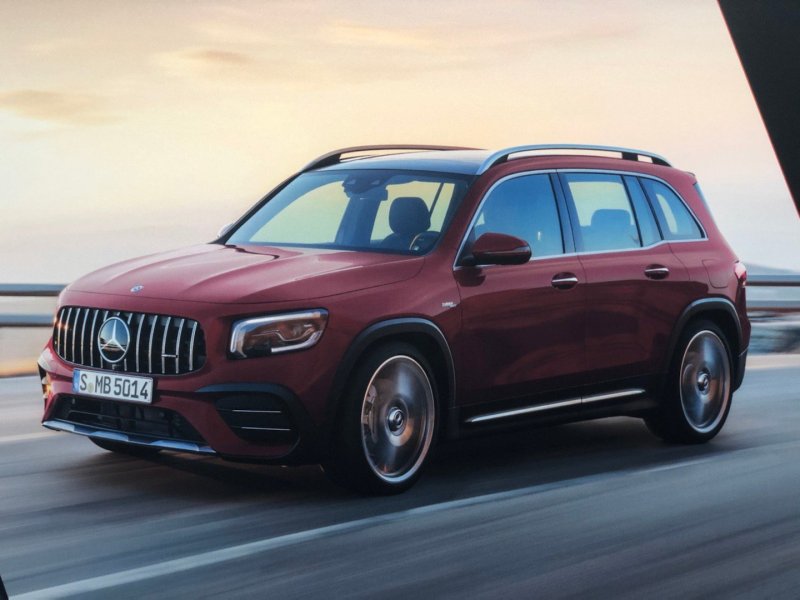 奔驰glb200/250/amg35,三个车型,三种前脸,喜欢哪一个 zt