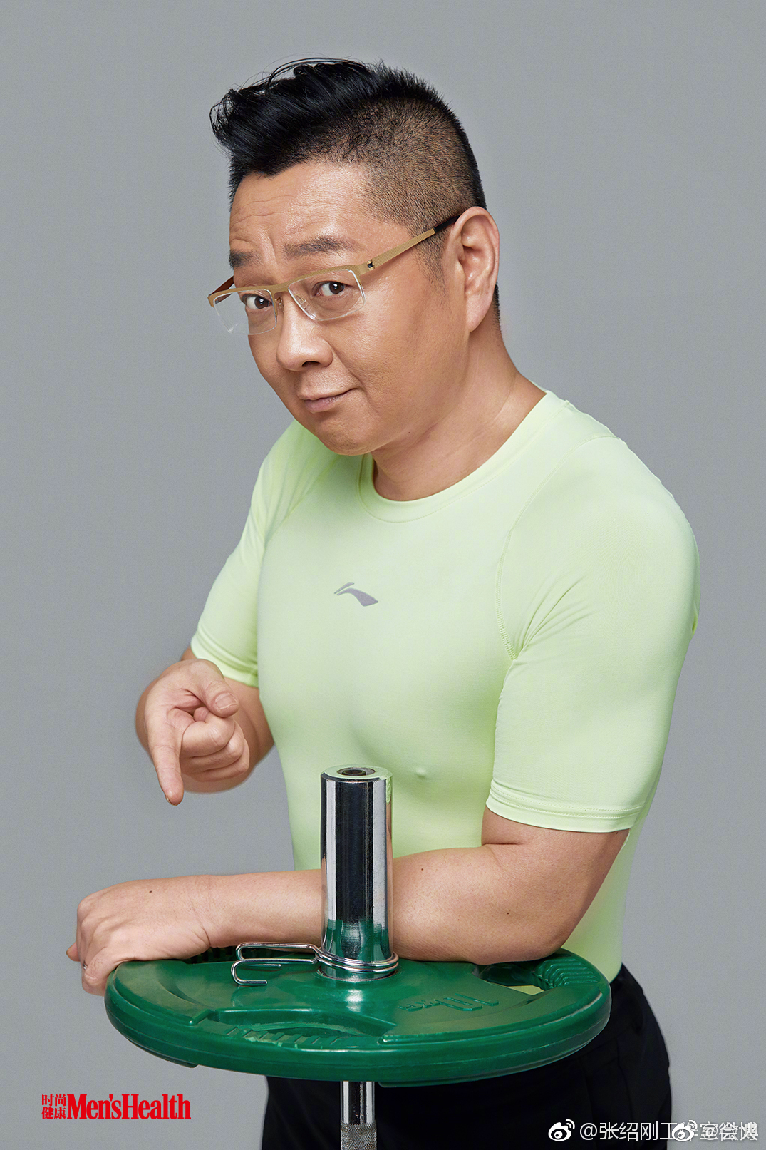 张绍刚分享肌肉照我一直以为他是个胖子啊zt