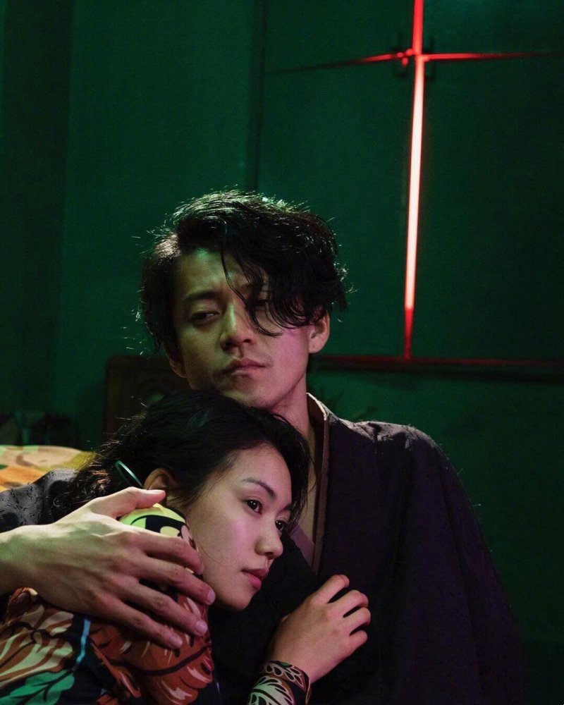 小栗旬的《人间失格》剧照什么水平? zt