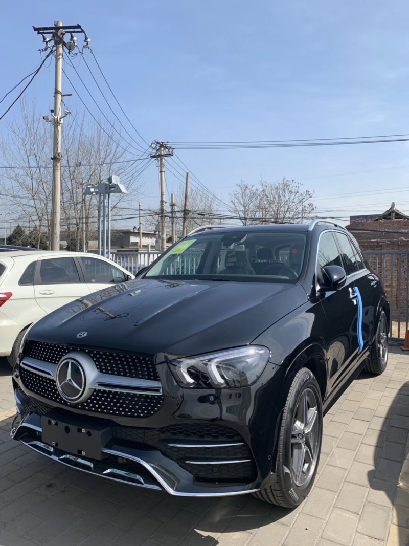 全新奔驰 gle到店实拍,下个月国内估计就开卖了 zt