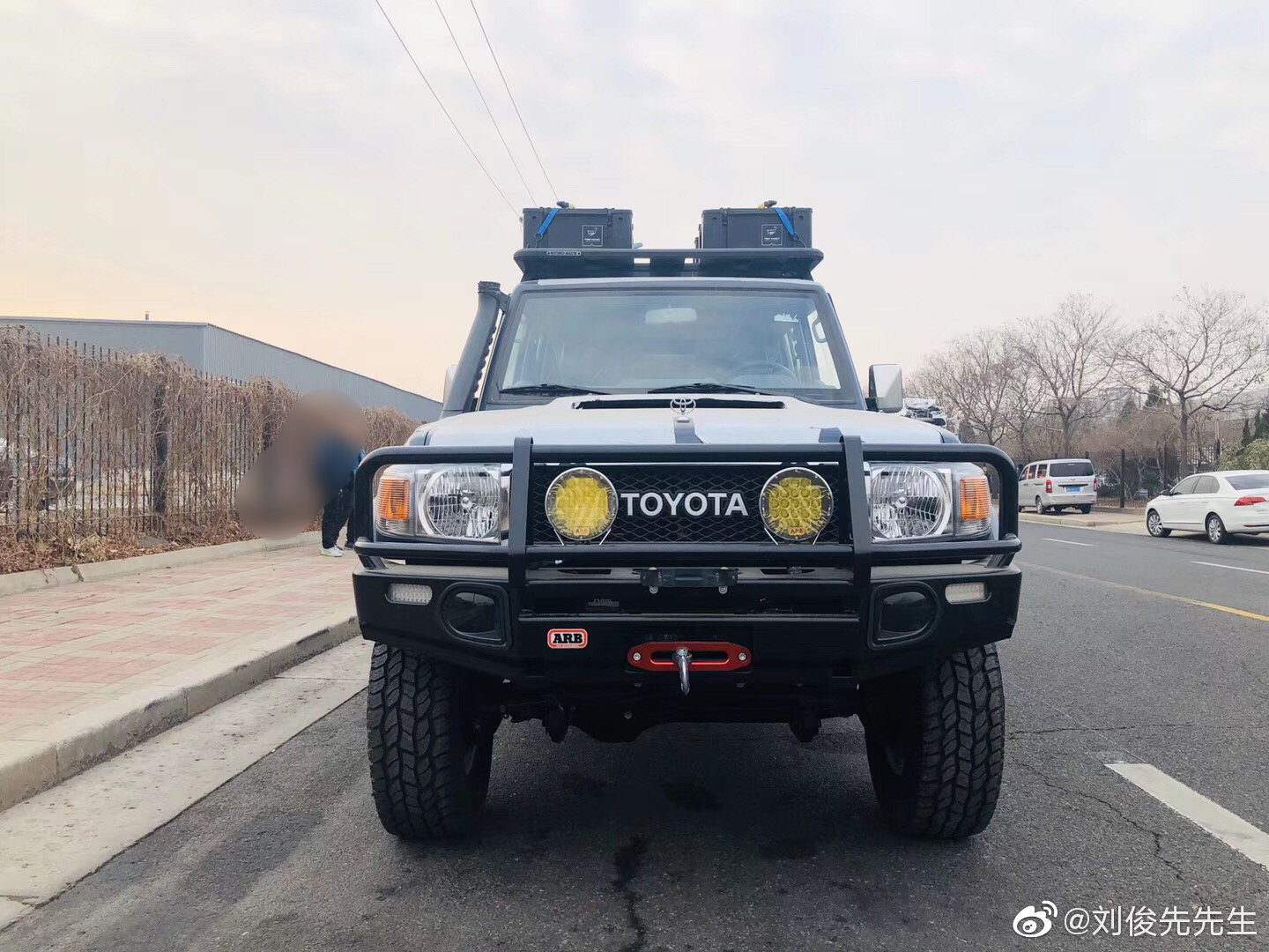 目测是袋鼠国multidrive改的vdj79车是挺棒就是这价格太刺激了zt