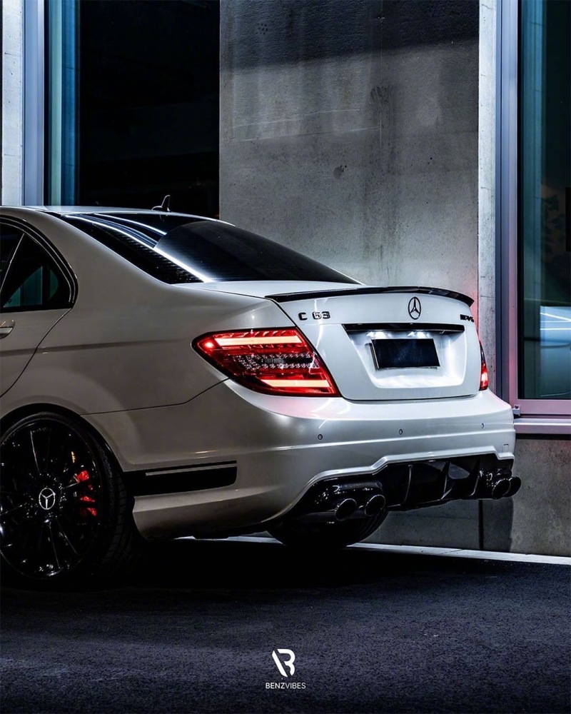 最好看的一款c63,以后全要2.0t喽 zt