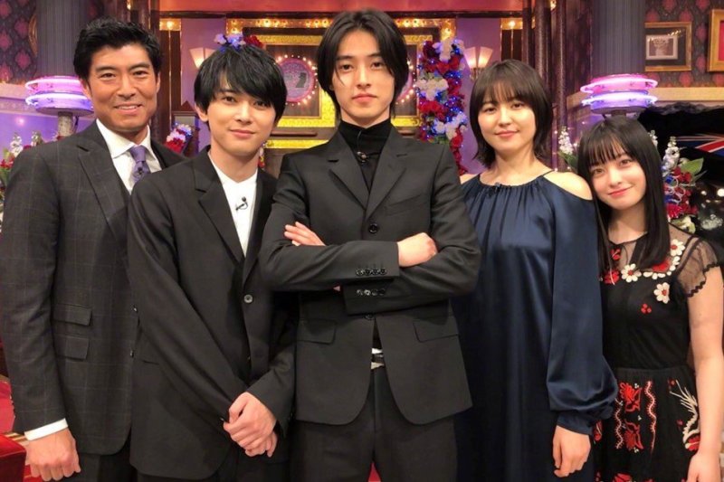 山崎贤人,吉沢亮,长泽雅美,桥本环奈宣传新片《王者天下》 zt