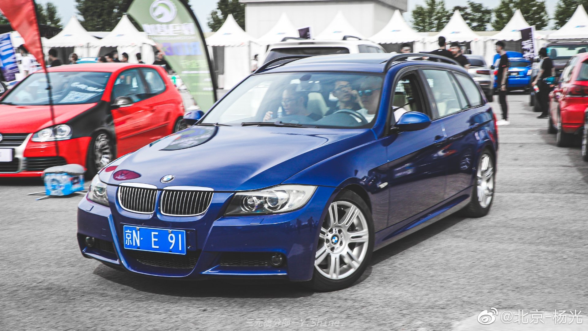 来自另一抹蓝的旅行车bmwe91wagon国内少有的版本zt