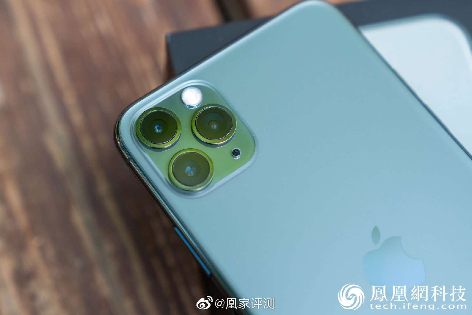 iphone11promax圖賞背後三攝搶眼午夜綠質感十足zt