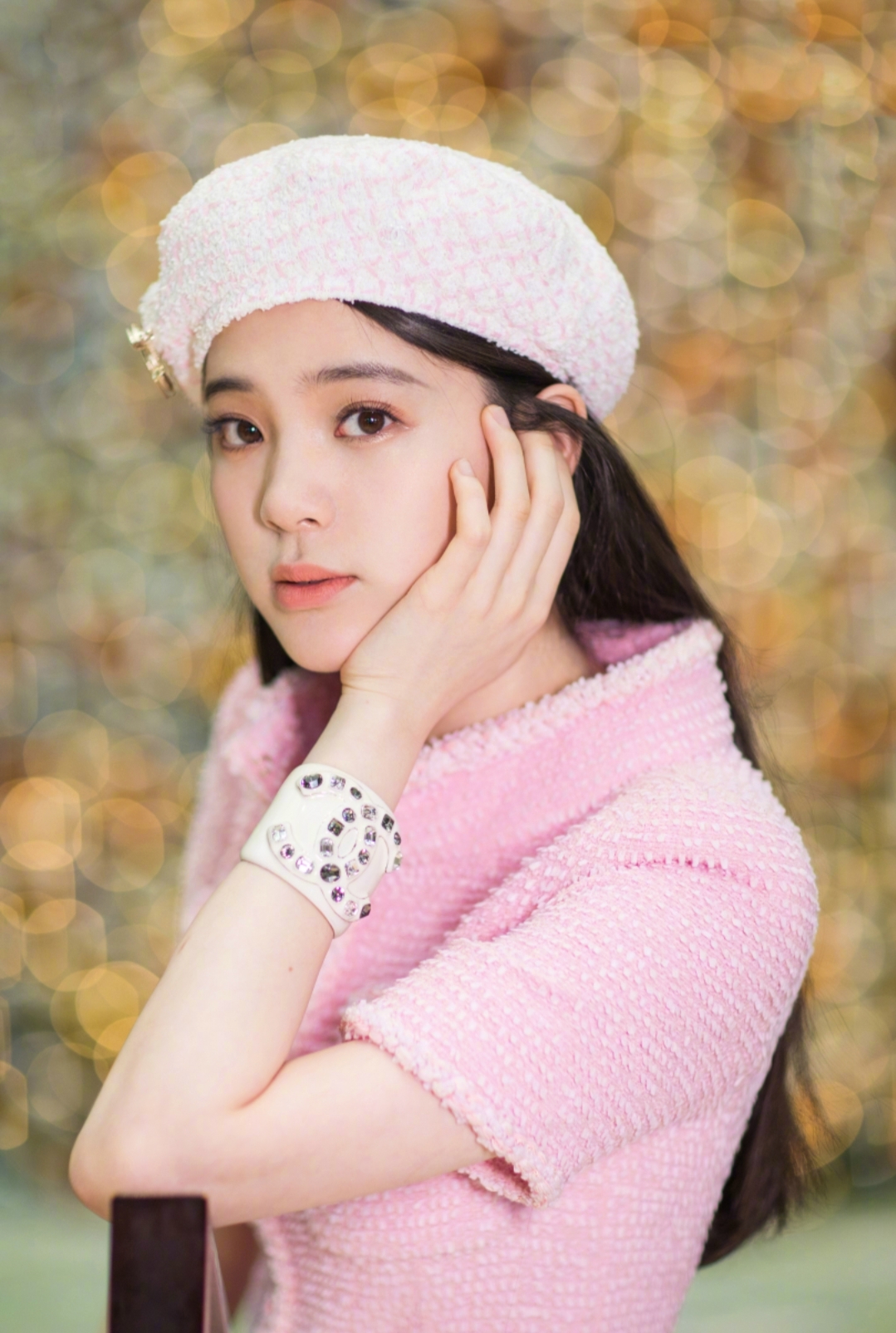 女明星托腮照,谁最让你心水? zt