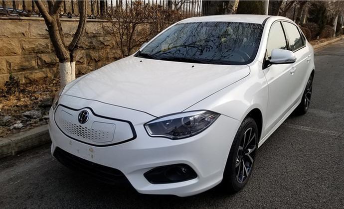 华晨中华e5纯电动汽车实车图,综合工况续航为480km