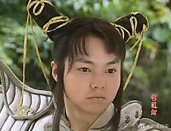 新浪娱乐:午间话题盘点各个真人版本的哪吒,《西游记》艾金梅/杨斌