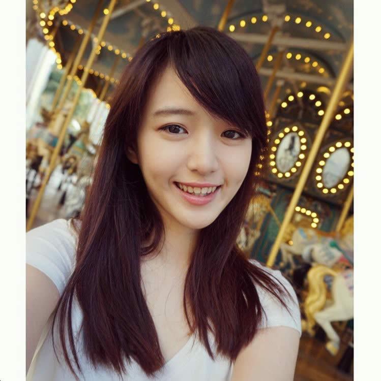 有没有人喜欢圆脸的女神 zt