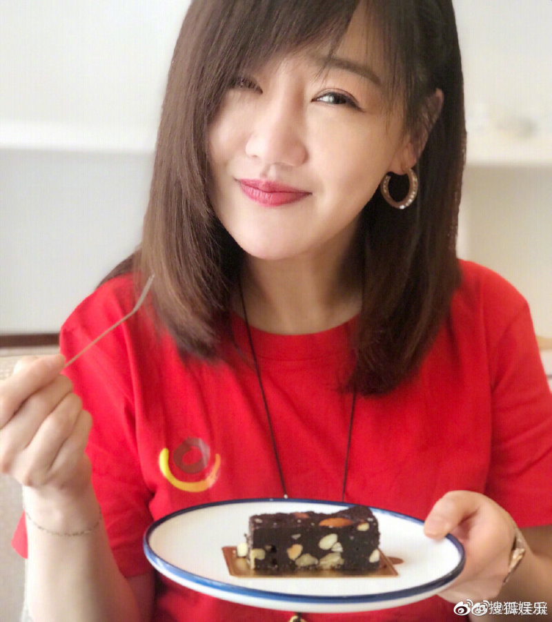 胡歌薛佳凝七夕聚餐? zt