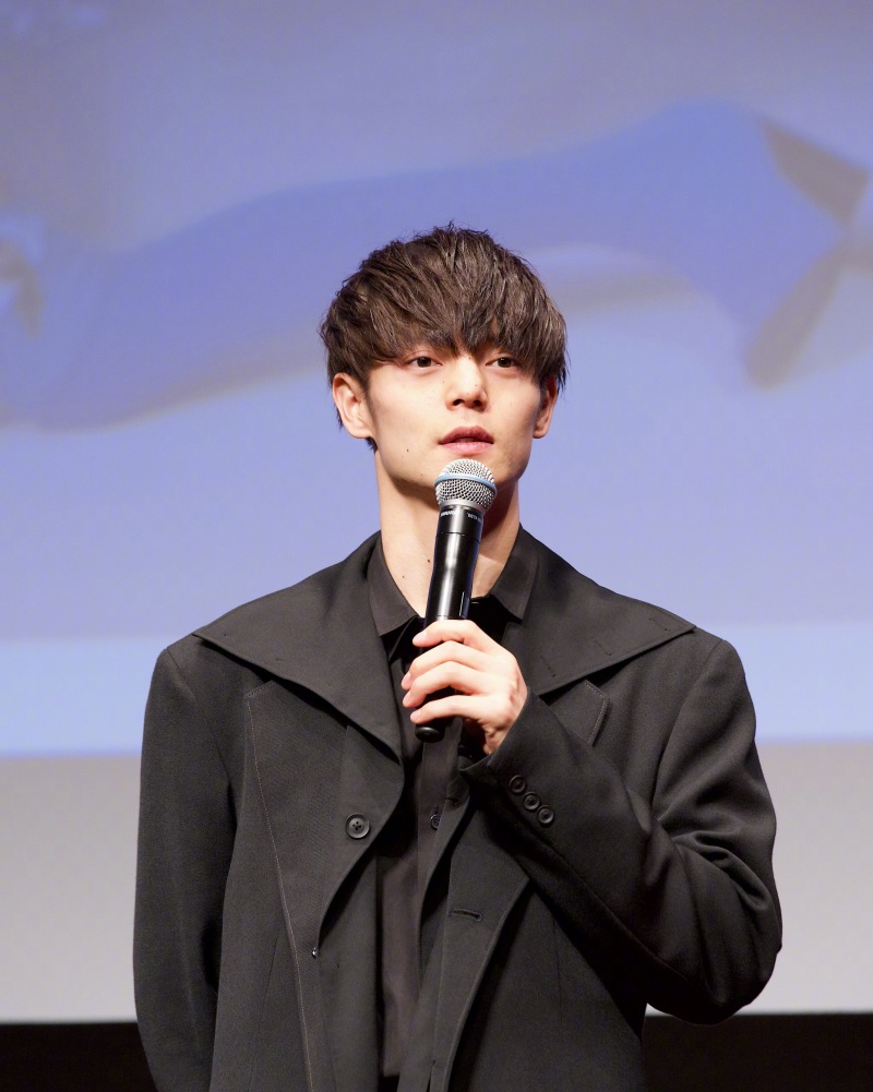 漫改真人电影《东京食尸鬼【s】》在东京举行世界首映礼 zt