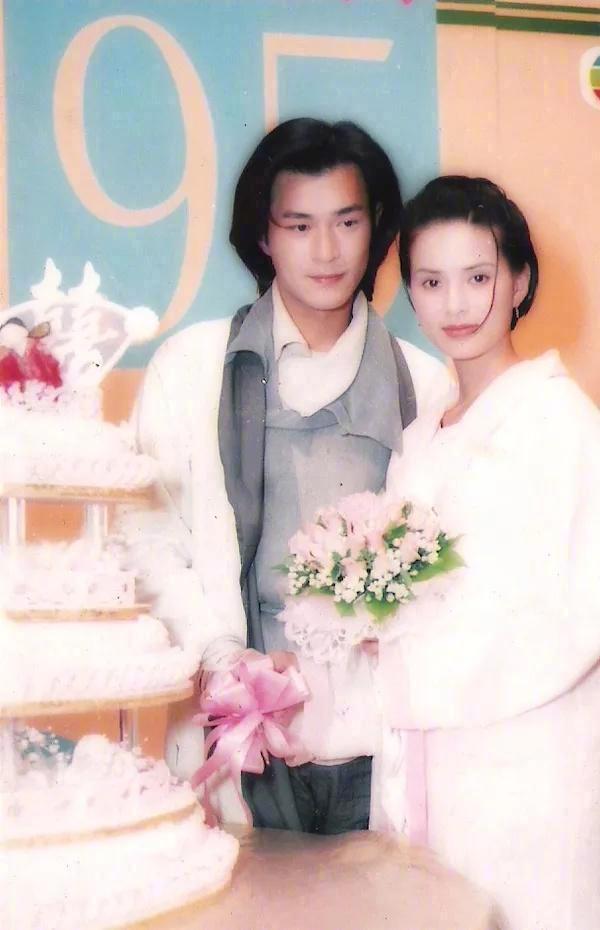 古天乐和李若彤在95版神雕侠侣拍摄期间和庆功宴上的合照,神仙侠侣啊