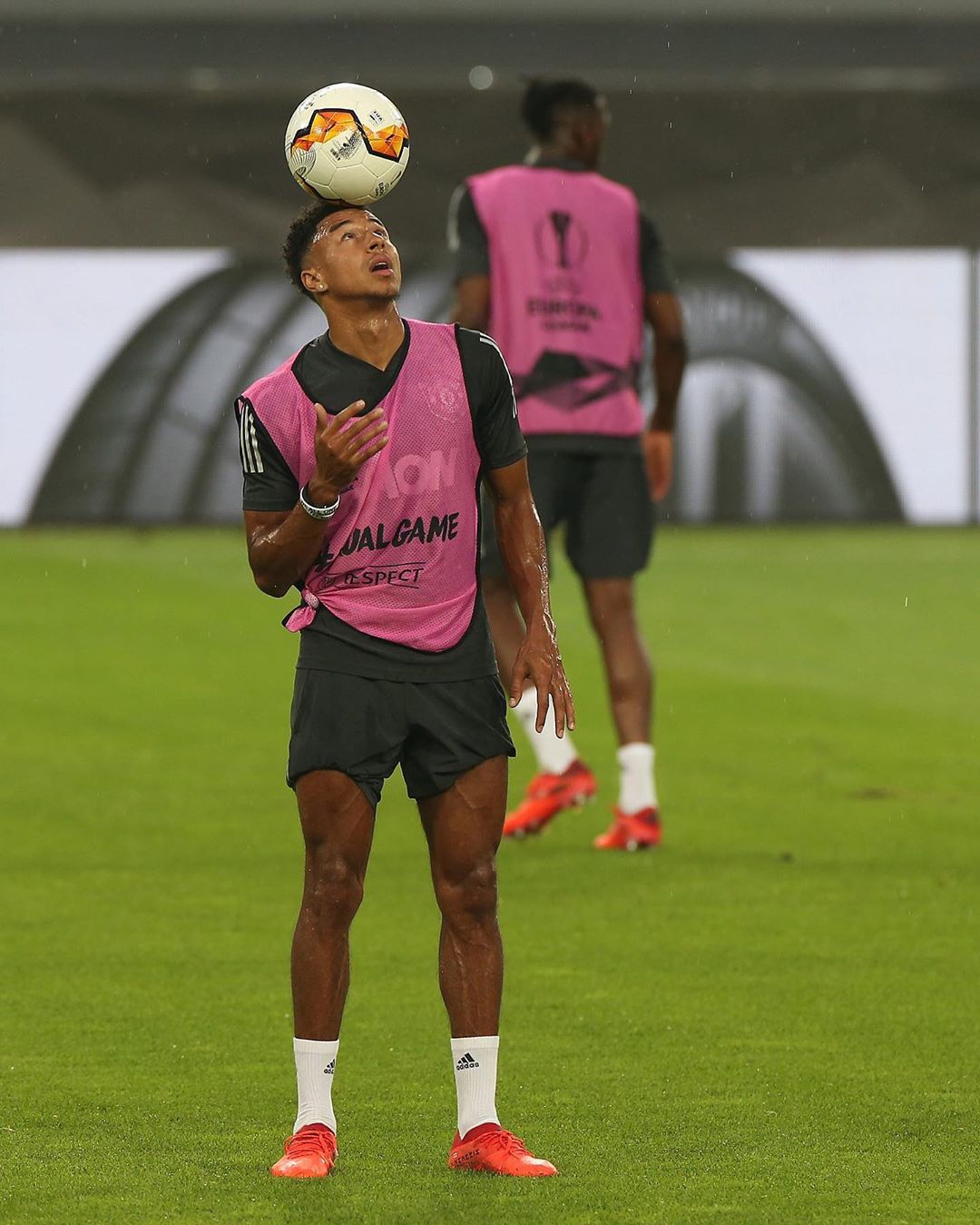 jesselingard发布了一条更新快来看看吧