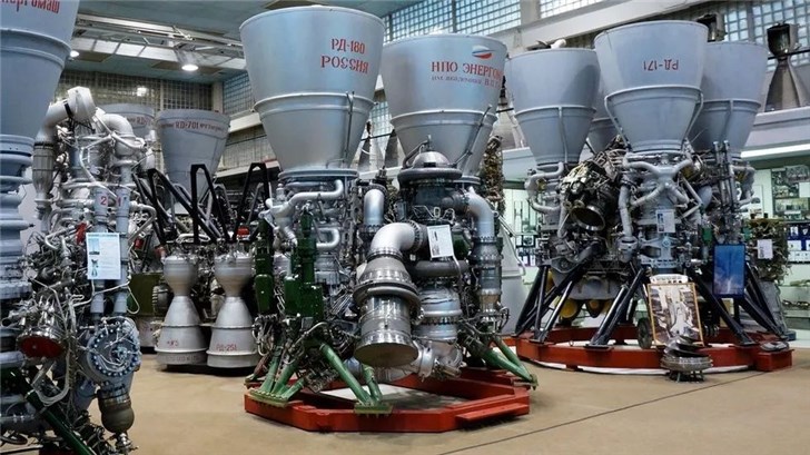 世界最大推力火箭发动机沙皇引擎即将出产: 推力超过800吨 zt