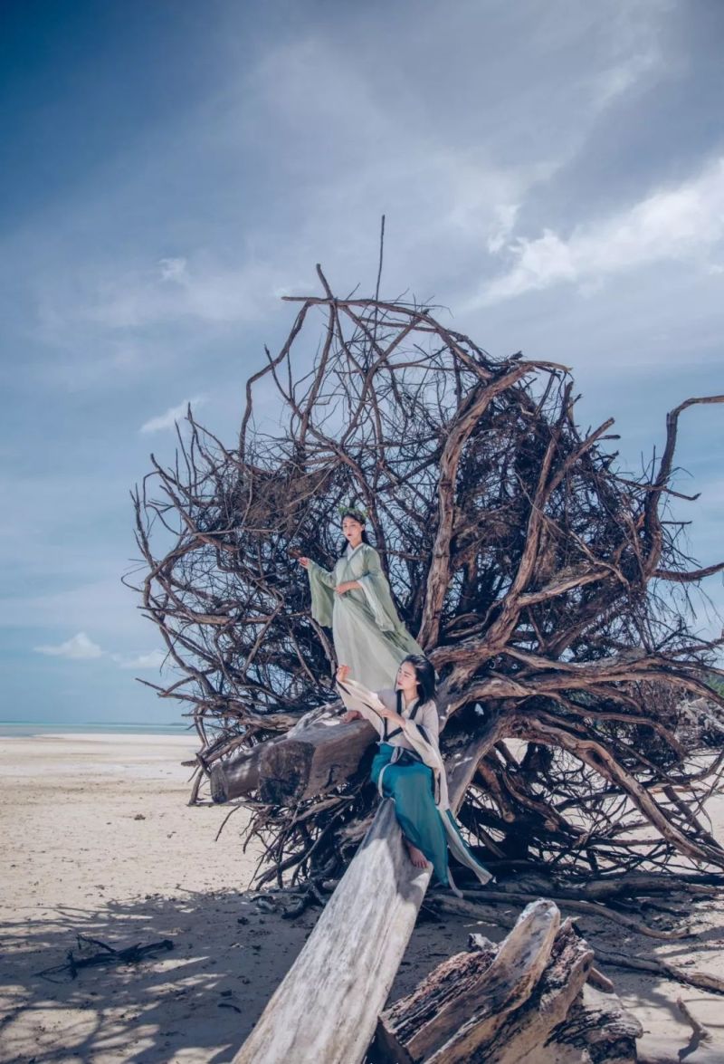 30岁美女摄影师辞职,拍遍十几个国家,潇洒的人生! zt