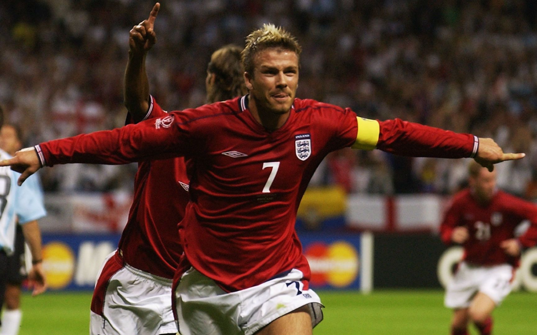 经典回顾02世界杯英格兰vs阿根廷贝克汉姆点球致胜复仇西蒙尼