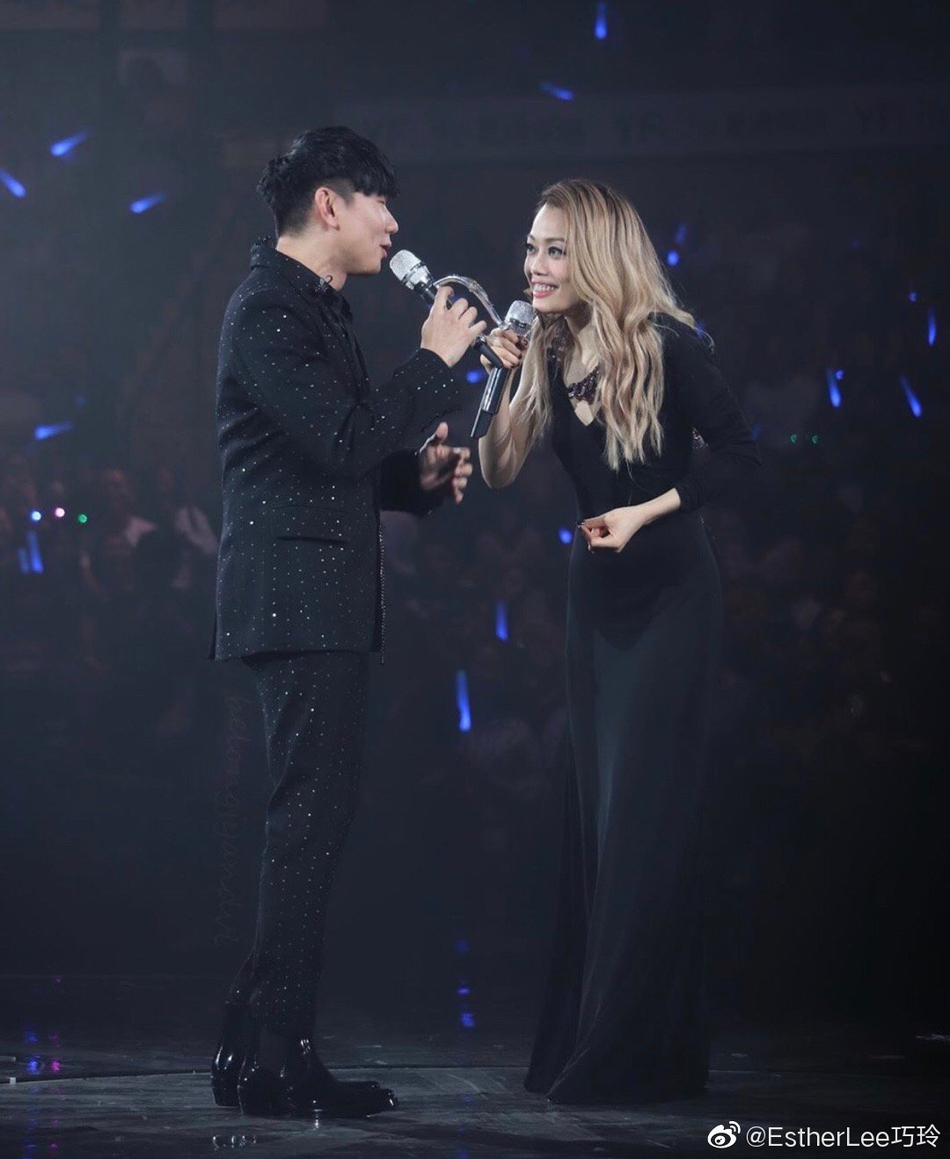 林俊杰助阵容祖儿演唱会牵手演绎经典曲目zt