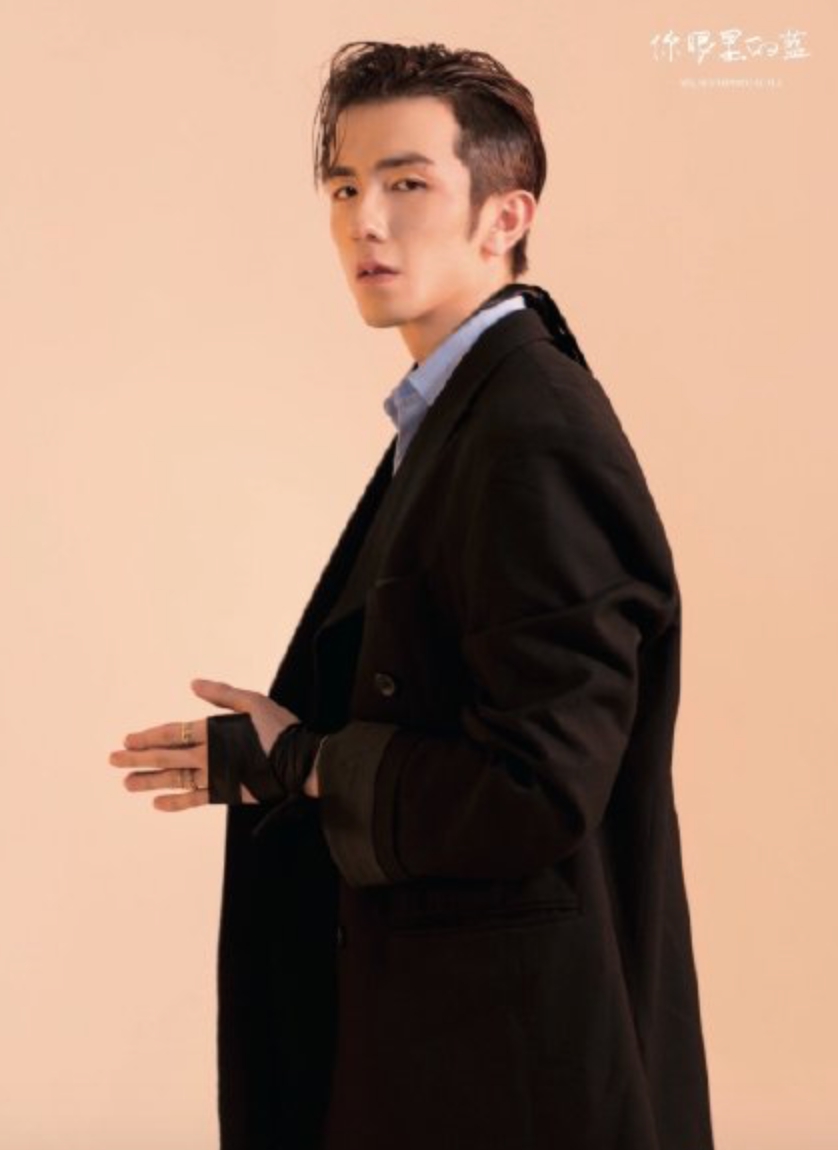 《声入人心》龚子棋罕见秀恩爱,与女友贴面依偎恩爱