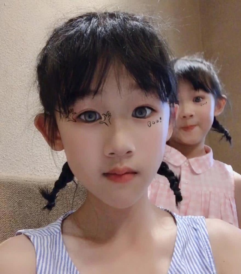 陆毅大女儿贝儿晒甜美自拍,什么水平? zt