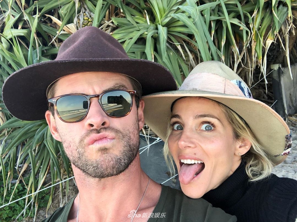 锤嫂晒一家温馨照片为锤哥庆生深情表白我的挚爱zt