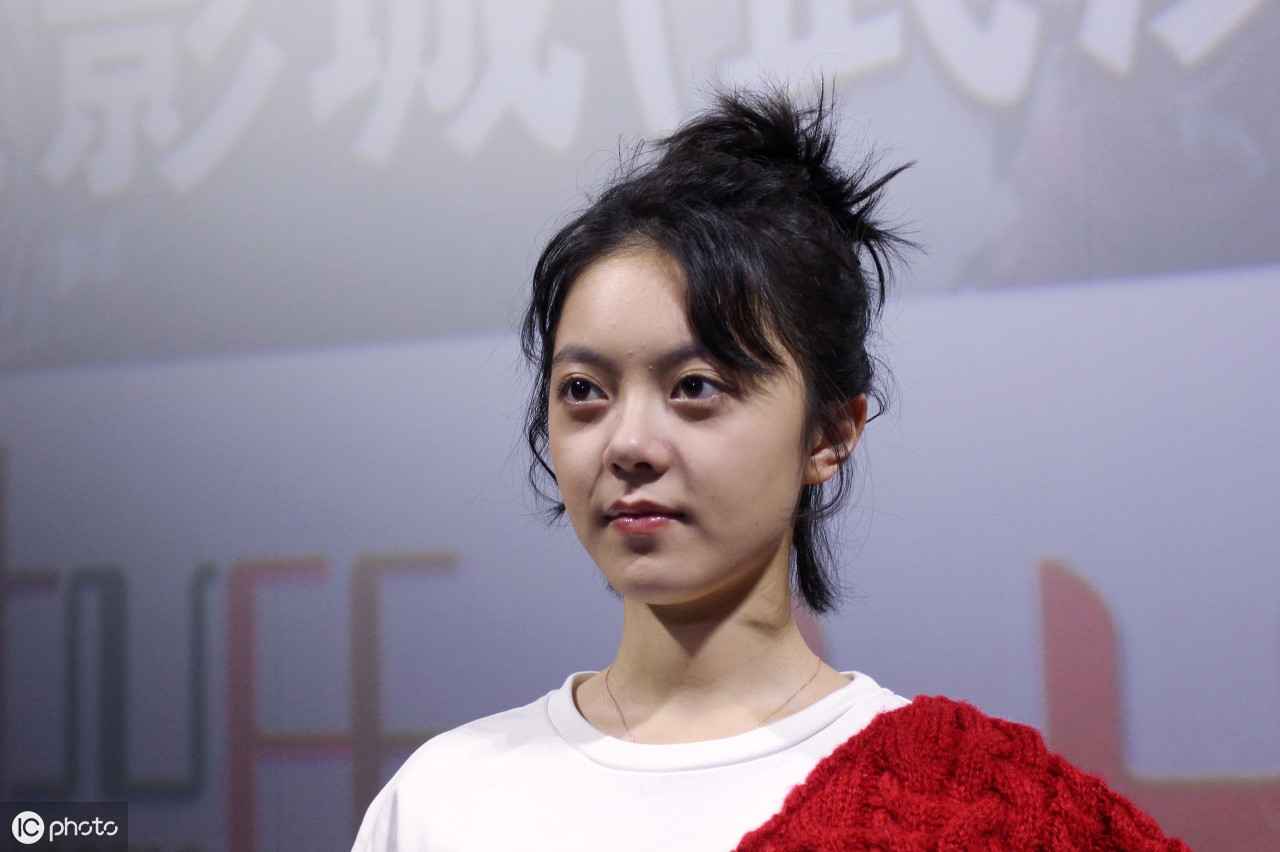 赵今麦已经成为46亿票房女主,其实她走红才17岁 zt