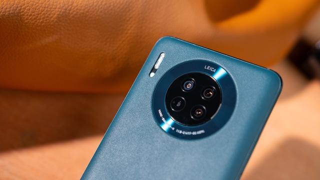 静穆优雅 质感卓群 华为mate30 5g素皮版图赏这波什么水平 zt