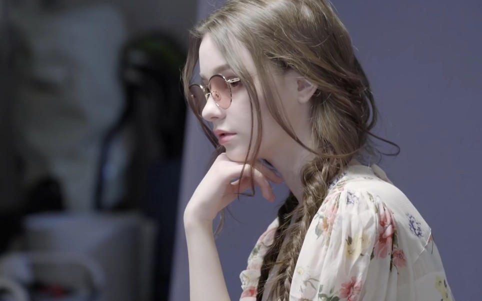 神仙颜值超美俄国妹妹dashataran是什么水平