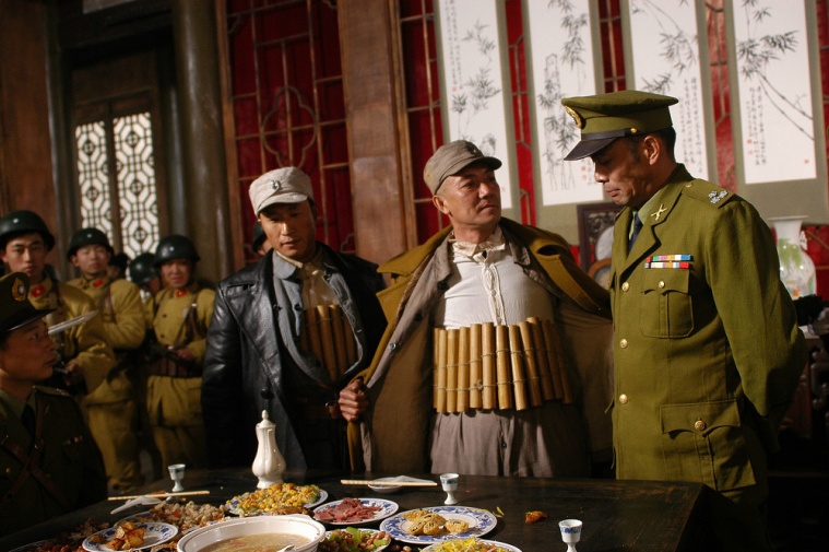 打开《亮剑》剧组的官方网站,找到了几张罕见的全彩剧照 zt