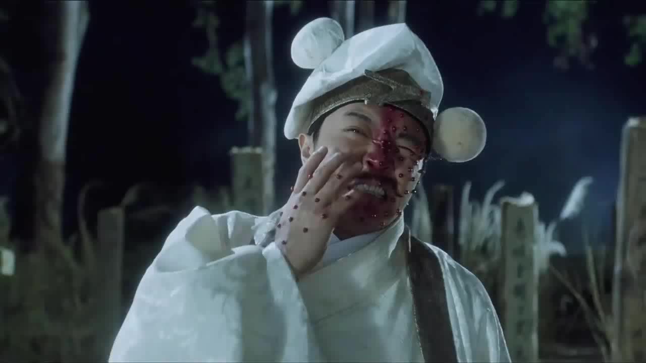 唐伯虎点秋香唐伯虎跟美女搭讪不料对方一回头竟然是如花zt