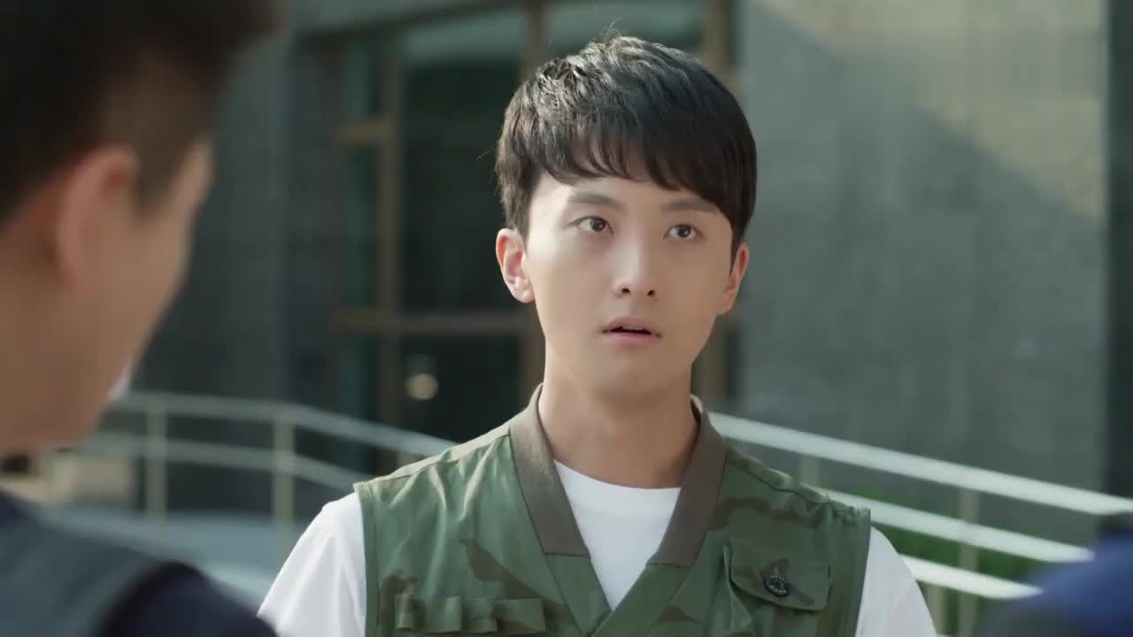 微微一笑很倾城牛骏峰哽咽感谢杨洋救他命扬言一辈子跟着杨洋混zt